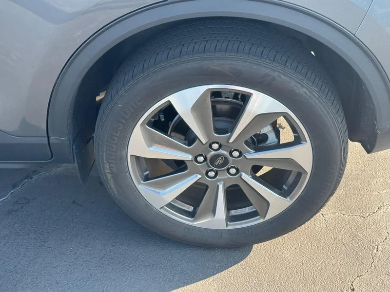 Used 2023 Carbonized Gray Metallic Ford Platinum® image 8