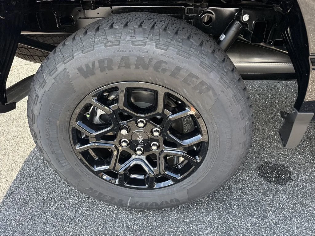 New 2026 Black Ford XLT image 17