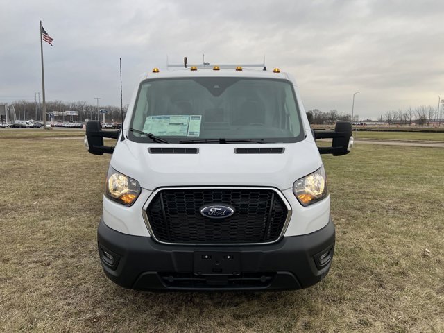 Used 2024 Oxford White Ford T350 AWD SRW image 33