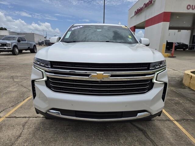 Used 2024 Iridescent Pearl Tricoat Chevrolet LT image 8