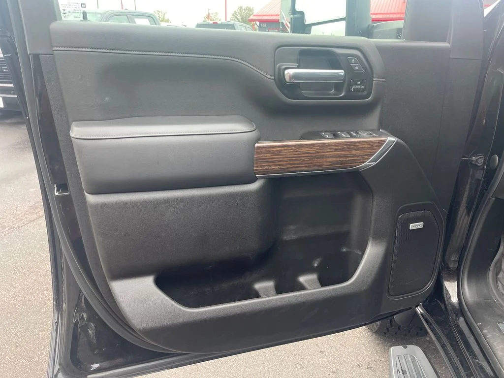 Certified Used 2022 Black Chevrolet High Country image 14
