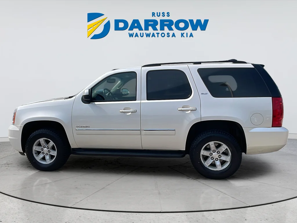 Used 2011 White GMC SLT image 2