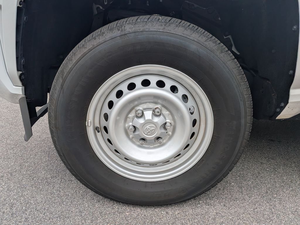 Certified Used 2025 White Toyota SR image 6