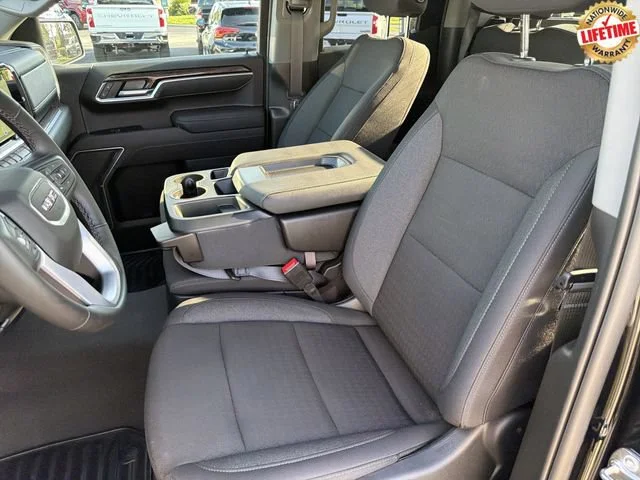 Used 2026 Onyx Black GMC Elevation image 20