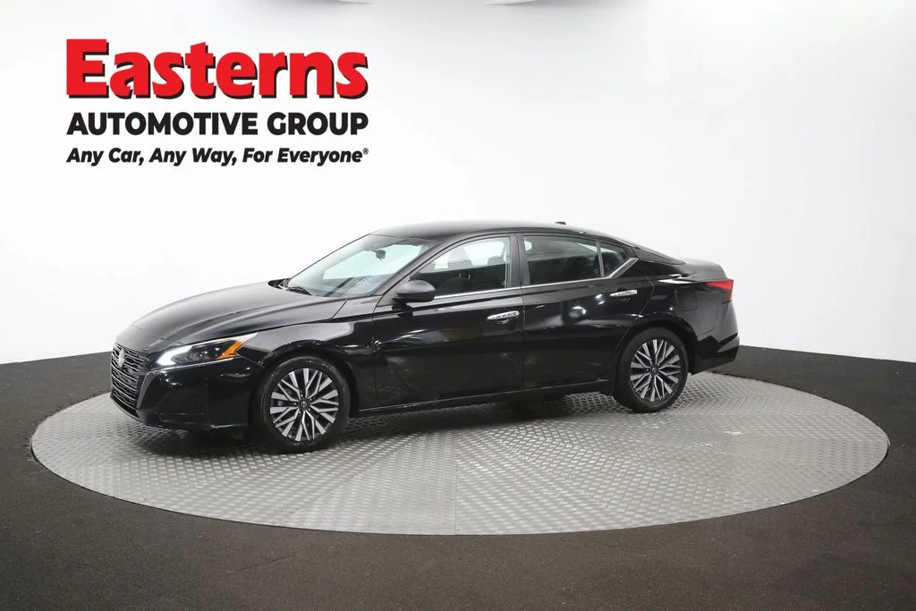 Used 2024 Black Nissan 2.5 SV image 57