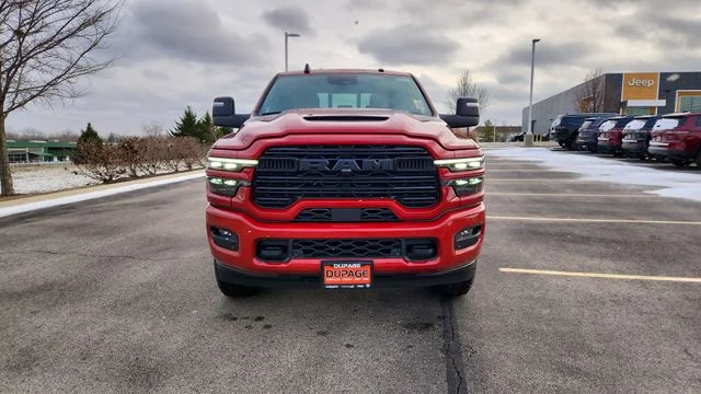 New 2026 Molten Red Pearl-Coat Exterior Paint RAM Laramie image 16