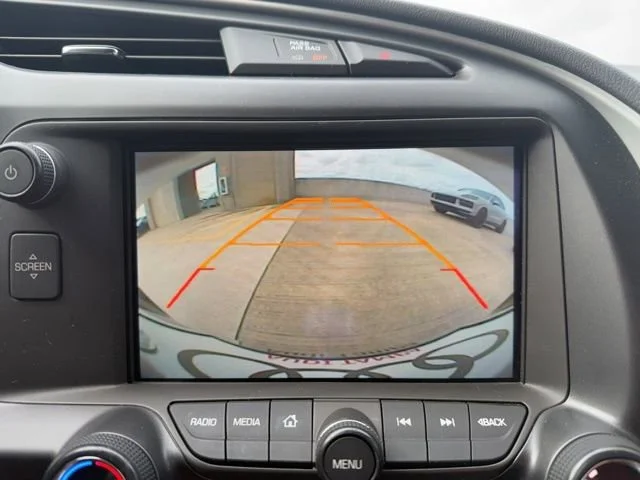 Used 2016 Arctic White Chevrolet 2LT image 21