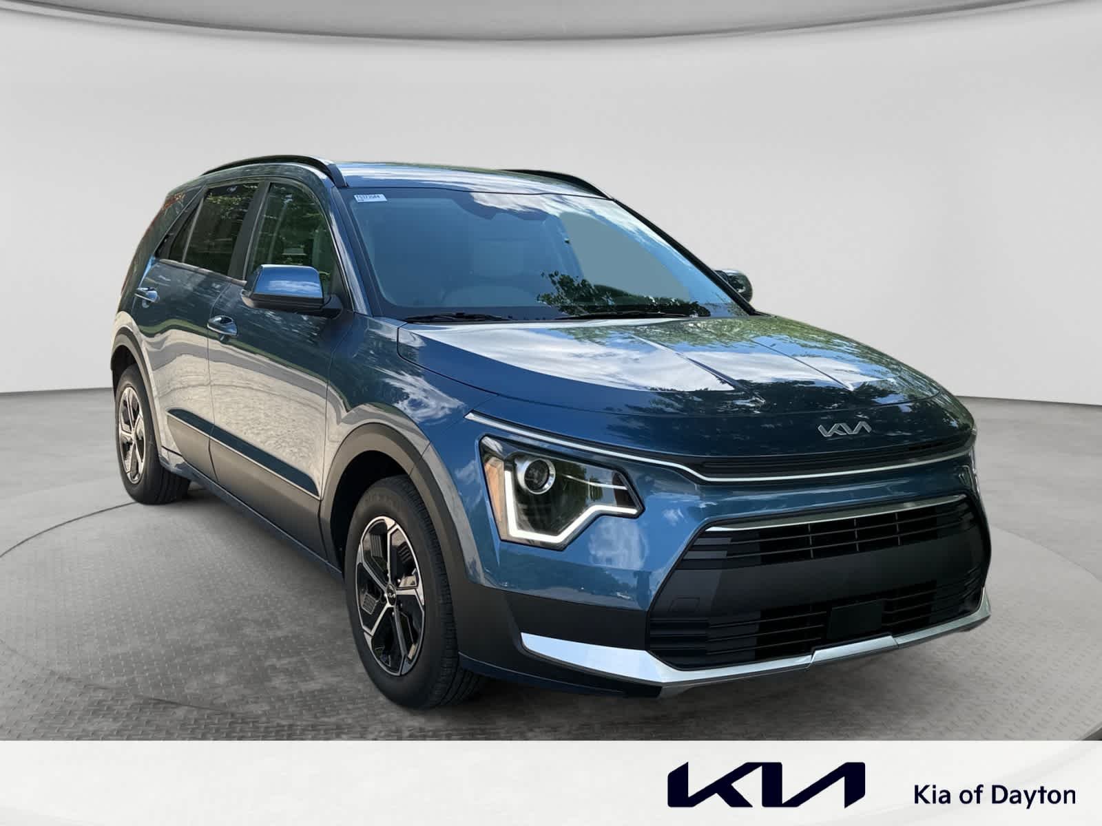 New 2026 Mineral Blue Kia EX image 3