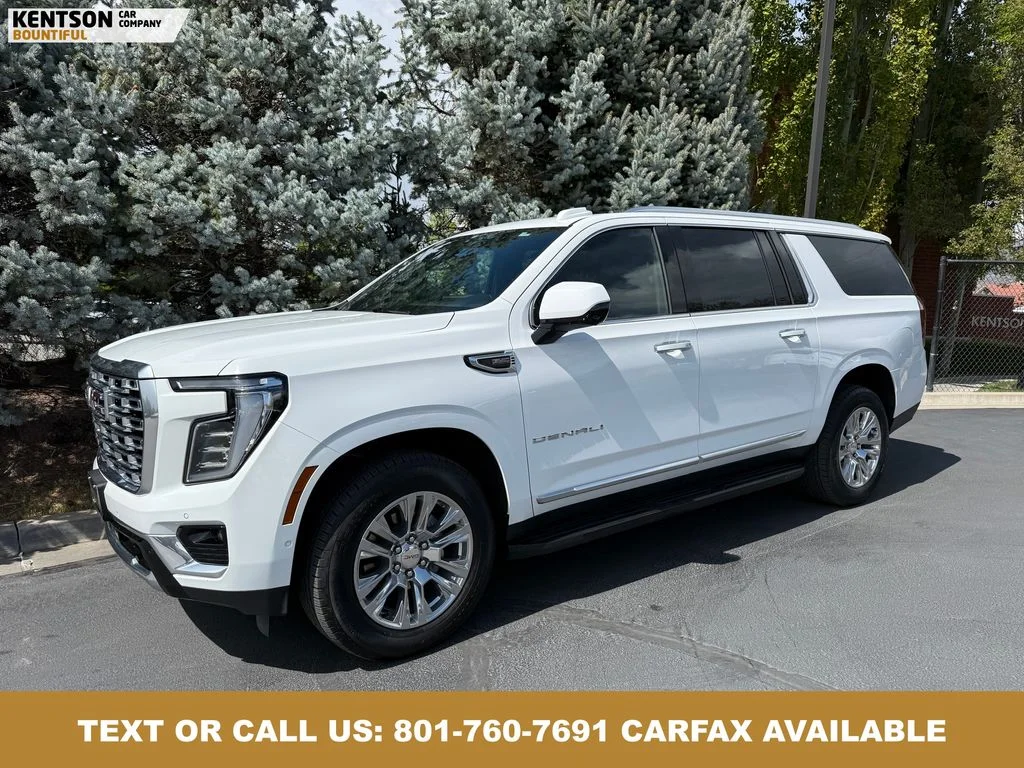 2025 GMC Yukon Denali AWD's photo