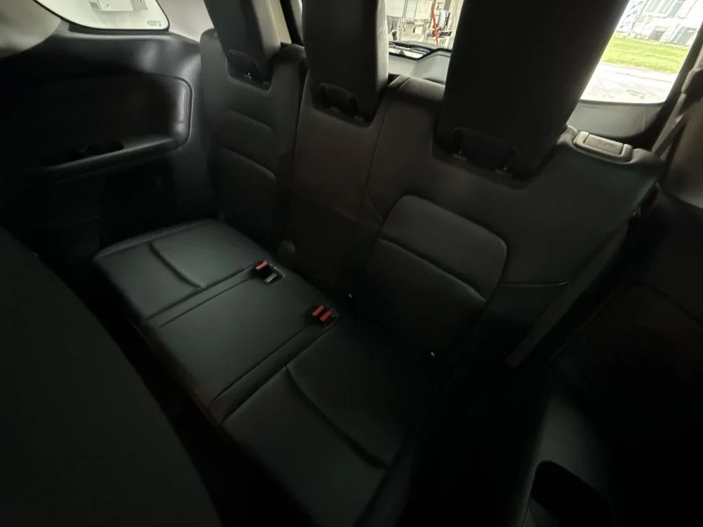 Used 2025 Gun Metallic Nissan SL image 20