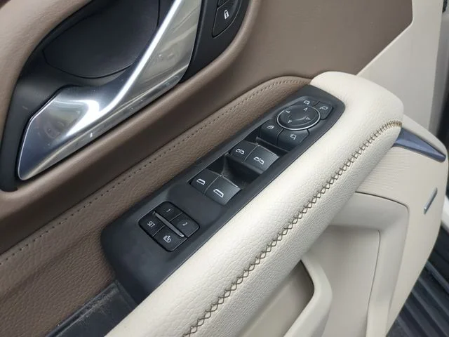 Used 2024 Pearl Beige Metallic GMC Denali image 14