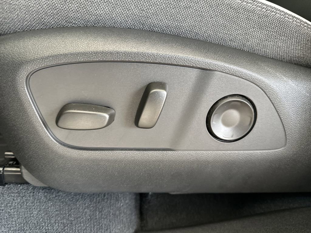 2026 GMC Sierra EV Elevation - Photo 15