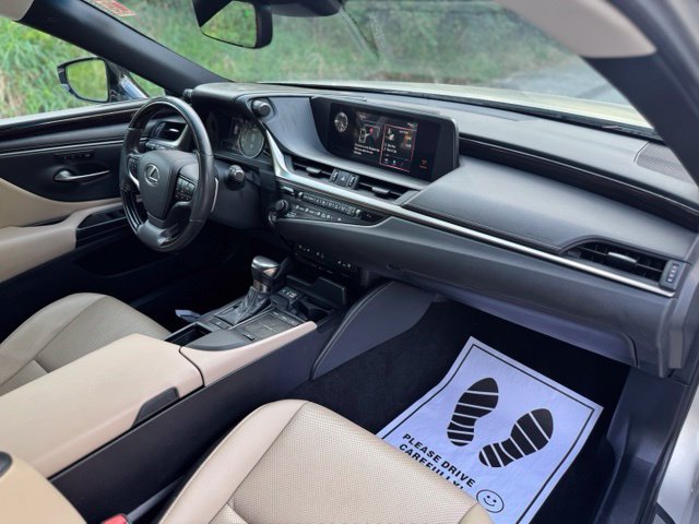 Used 2020 Beige Metallic Lexus 350 image 19