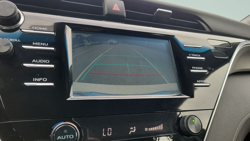 Certified Used 2018 White Toyota SE image 16