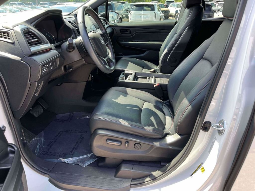 Used 2023 White Honda Sport image 15