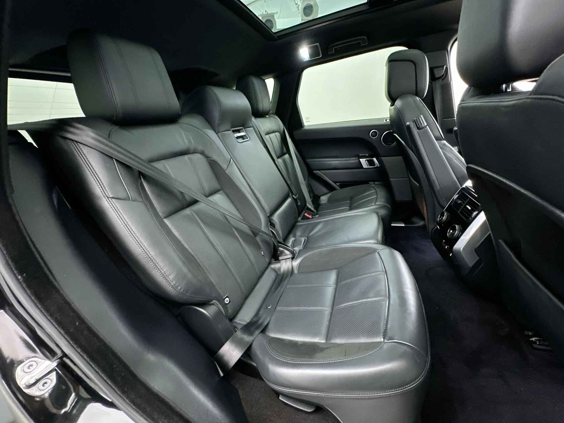 Used 2021 Black Land Rover HST image 17