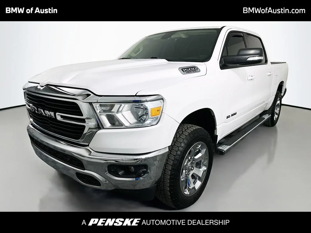 2021 RAM 1500 Big Horn/Lone Star 4x4 Crew Cab 5'7's photo