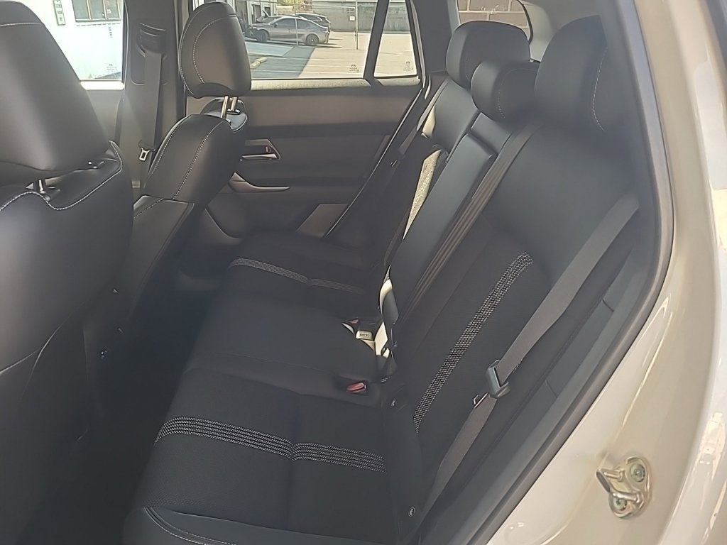 Certified Used 2025 Beige Mazda 2.5 S Premium Package image 10