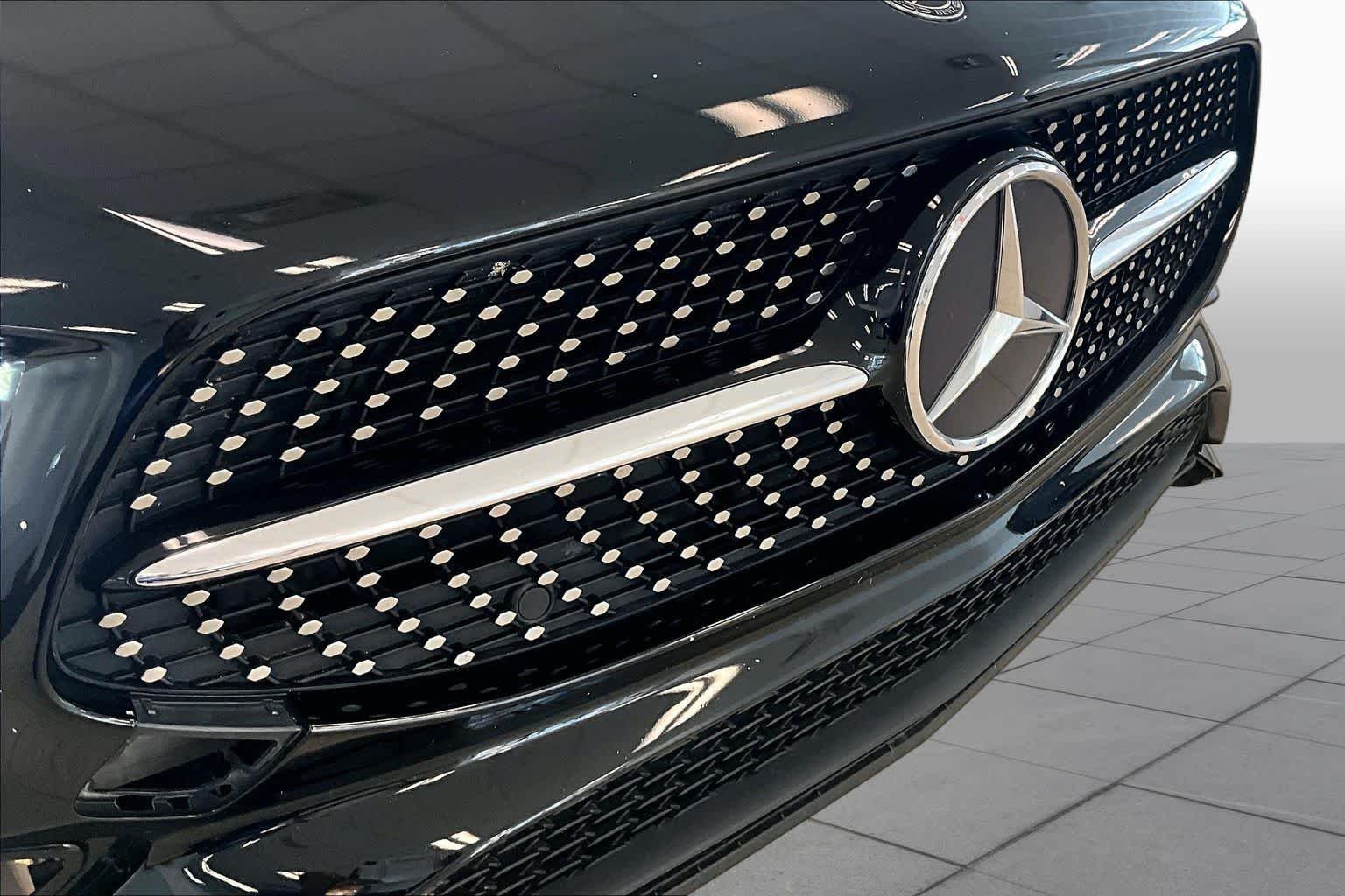 Used 2020 Night Black Mercedes-Benz CLA 250 image 26