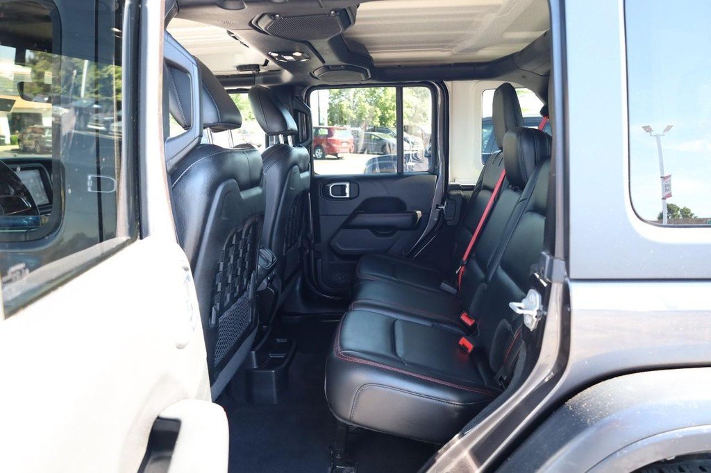 Used 2020 Granite Crystal Metallic Clearcoat Jeep Recon 4x4 image 19