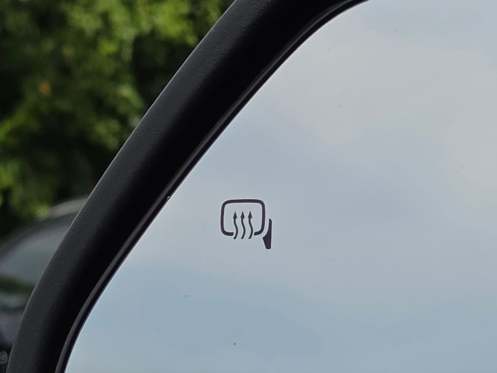 Used 2019 Gray Ford XLT image 35