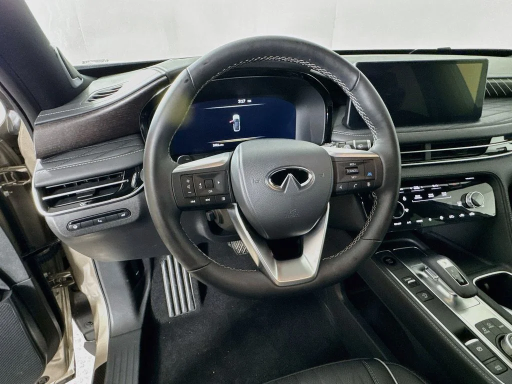 Certified Used 2026 Black INFINITI Autograph image 14