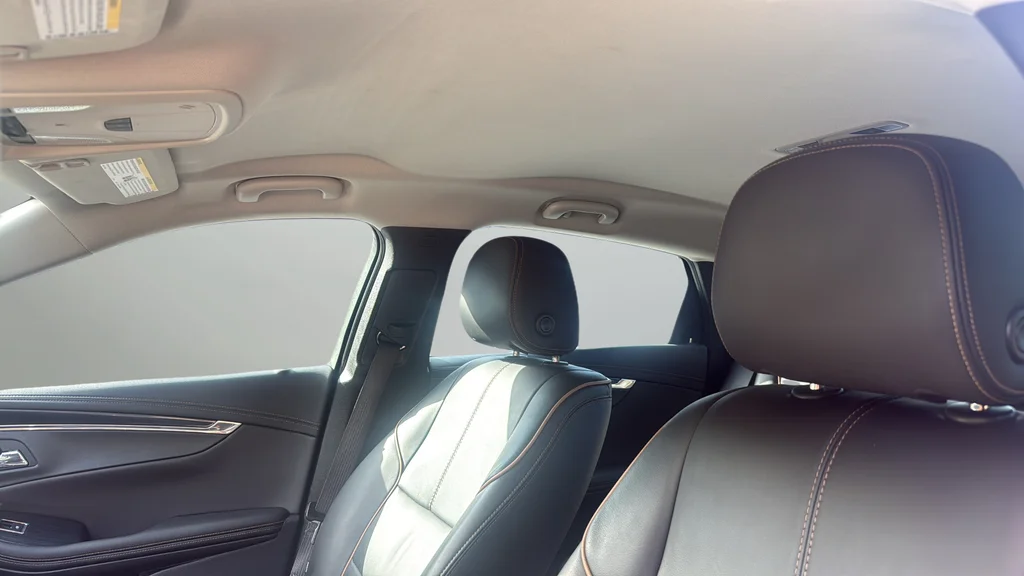 Used 2018 Blue Chevrolet Premier image 18