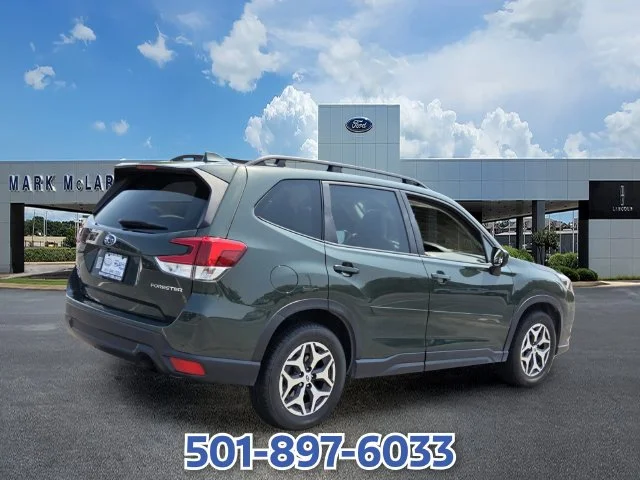 Used 2022 Green Subaru Premium image 5