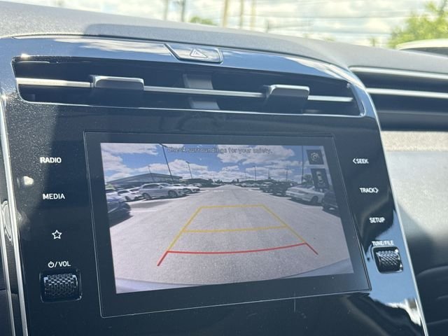 Used 2023 Silver Hyundai SEL image 17