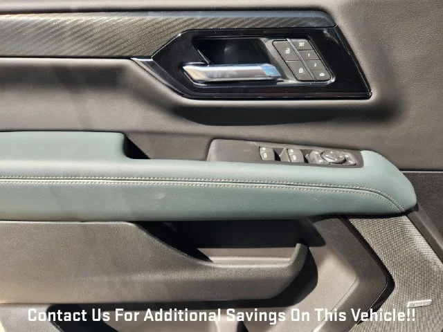 2027 GMC Yukon AT4 - Photo 17
