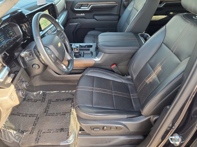 Used 2023 Gray Chevrolet High Country image 11