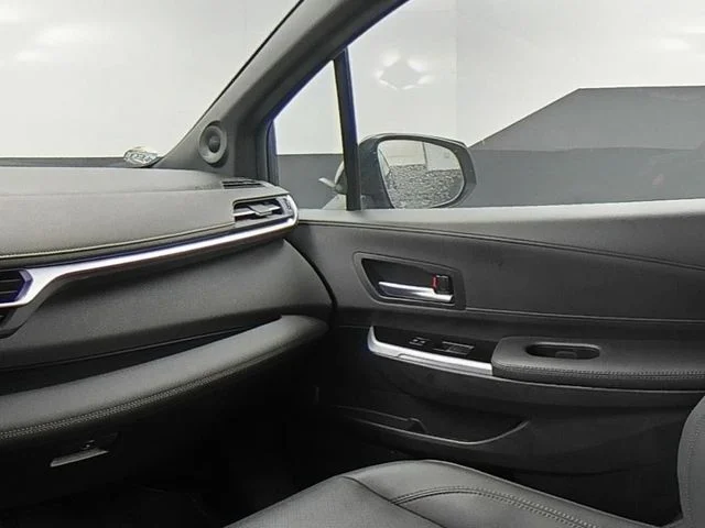 2025 Toyota Sienna Platinum - Photo 40