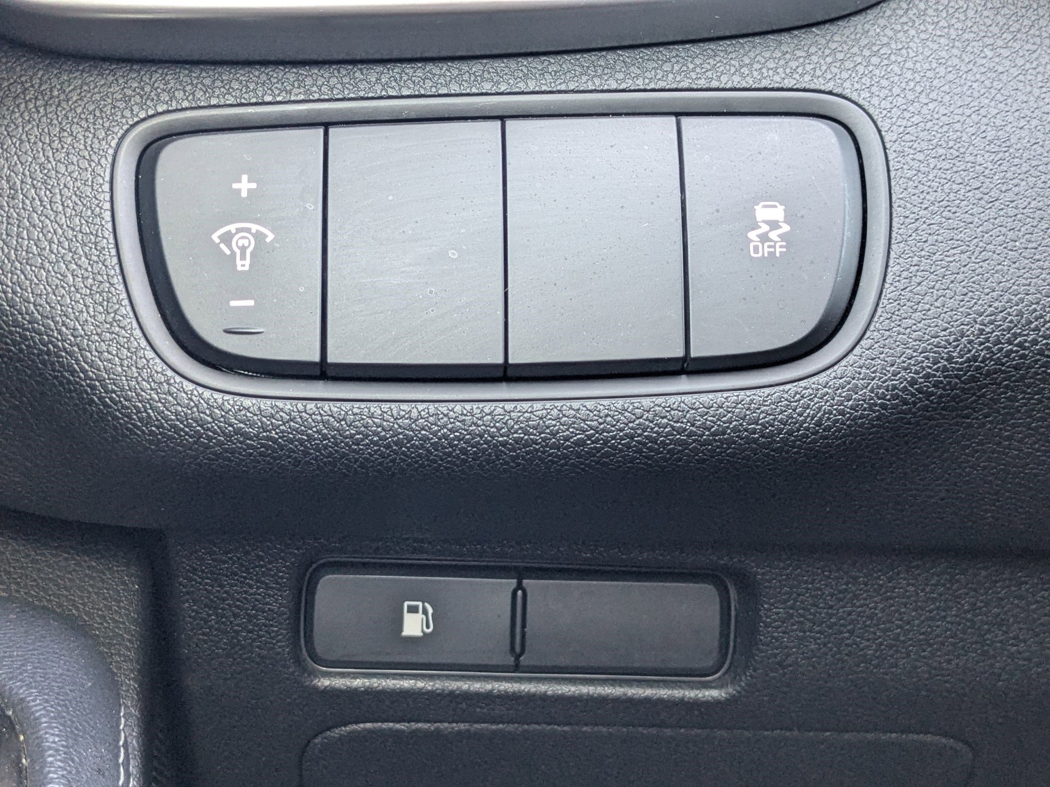 Used 2020 Sangria Kia LX V6 image 19