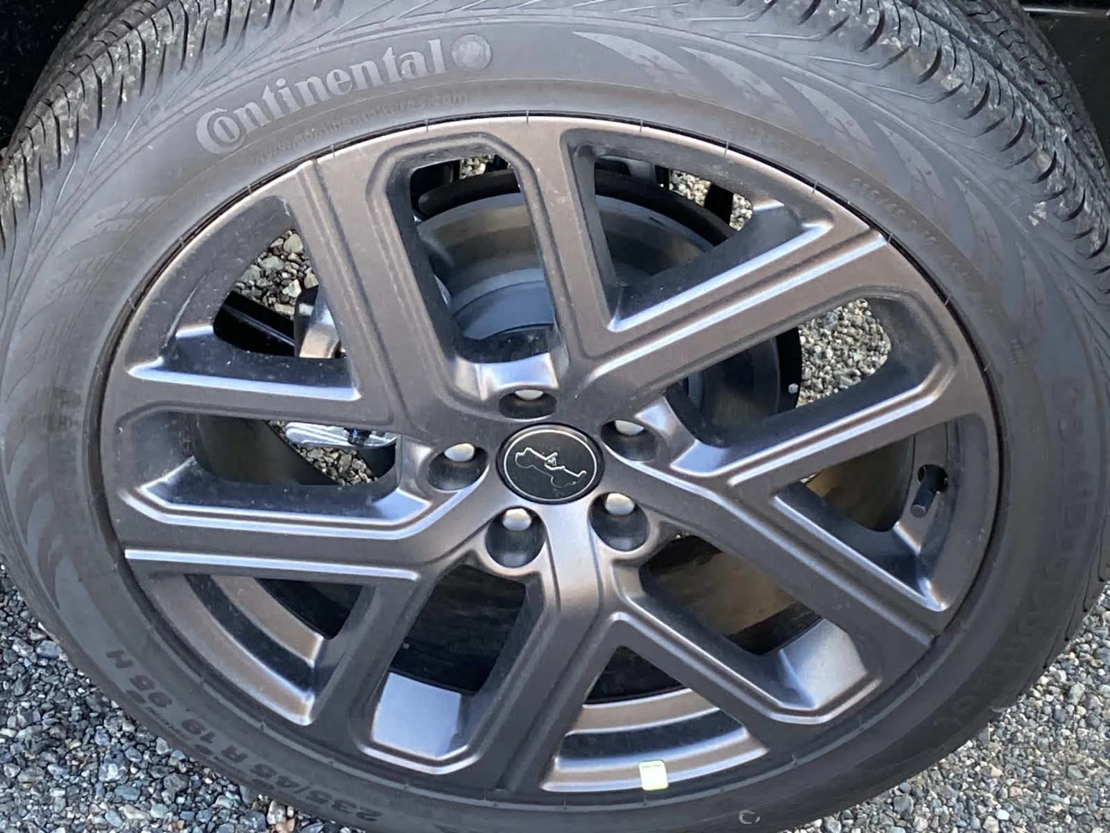 New 2026 Diamond Black Crystal Pearlcoat Jeep Limited Altitude image 5