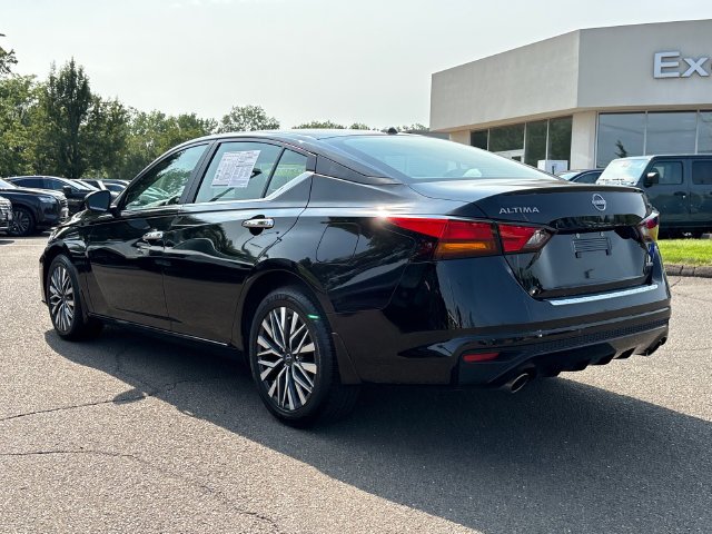 Certified Used 2023 Black Nissan 2.5 SV image 4