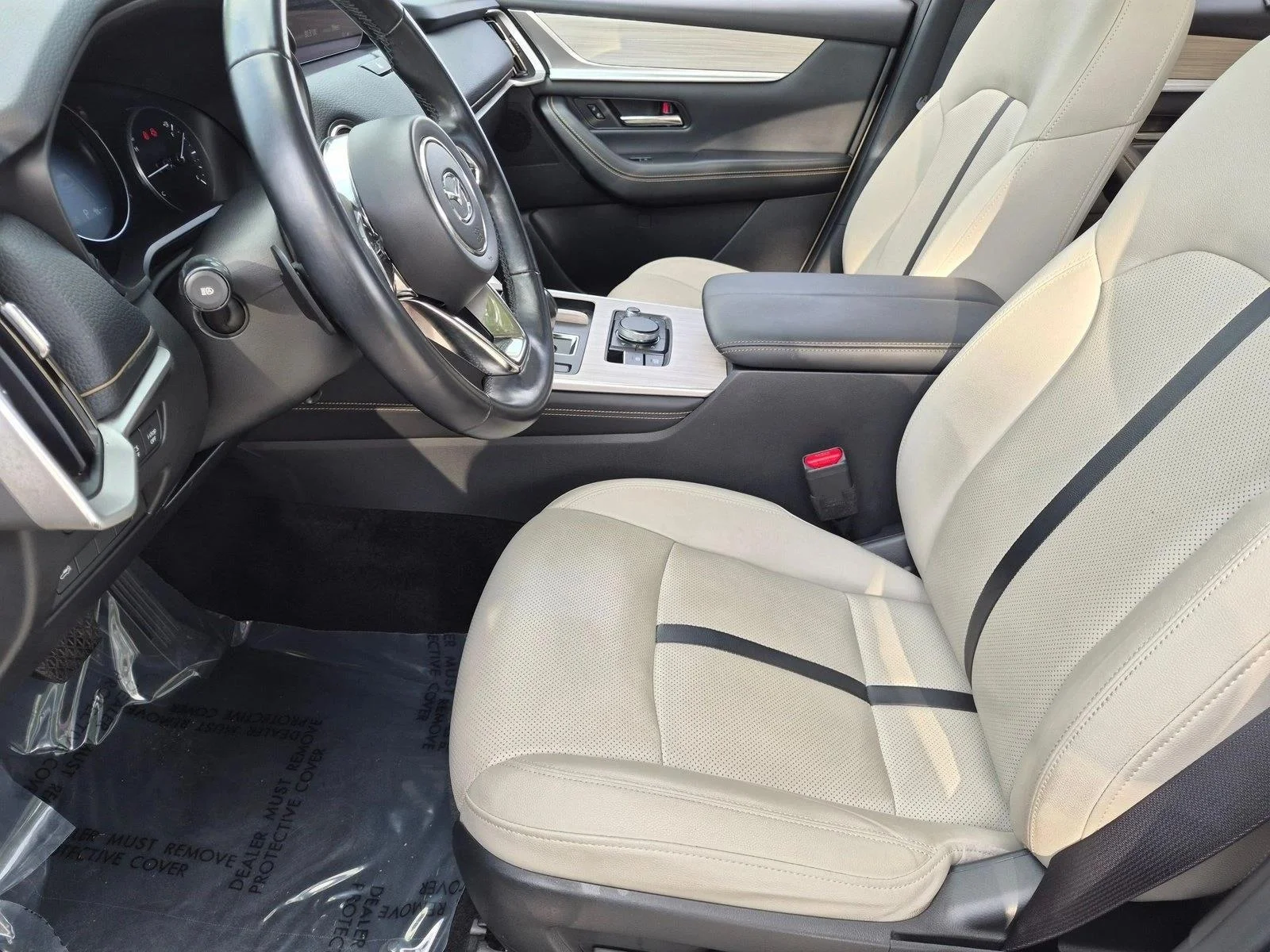 Used 2024 Platinum Quartz Mazda 3.3 Turbo Preferred Plus image 15