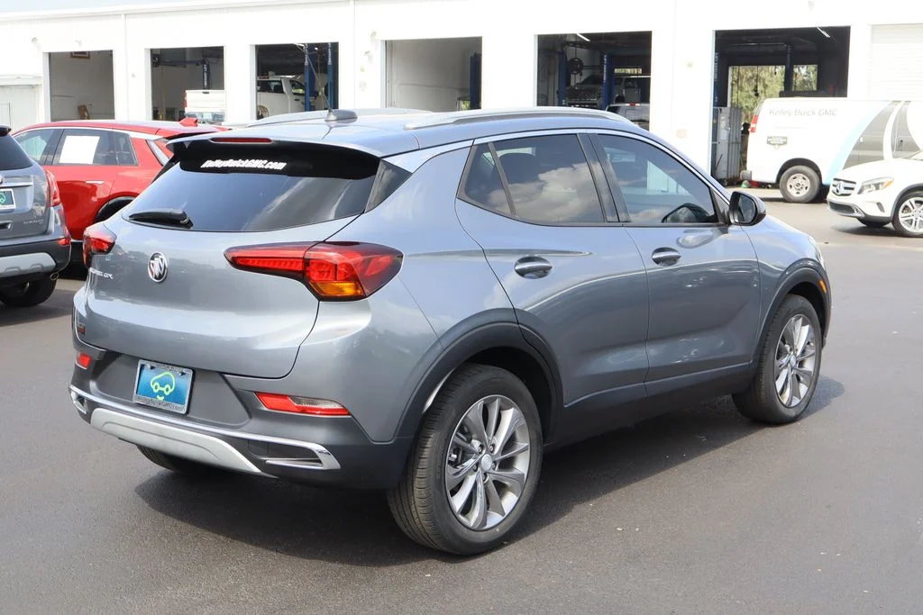 Used 2022 Gray Buick Essence image 9