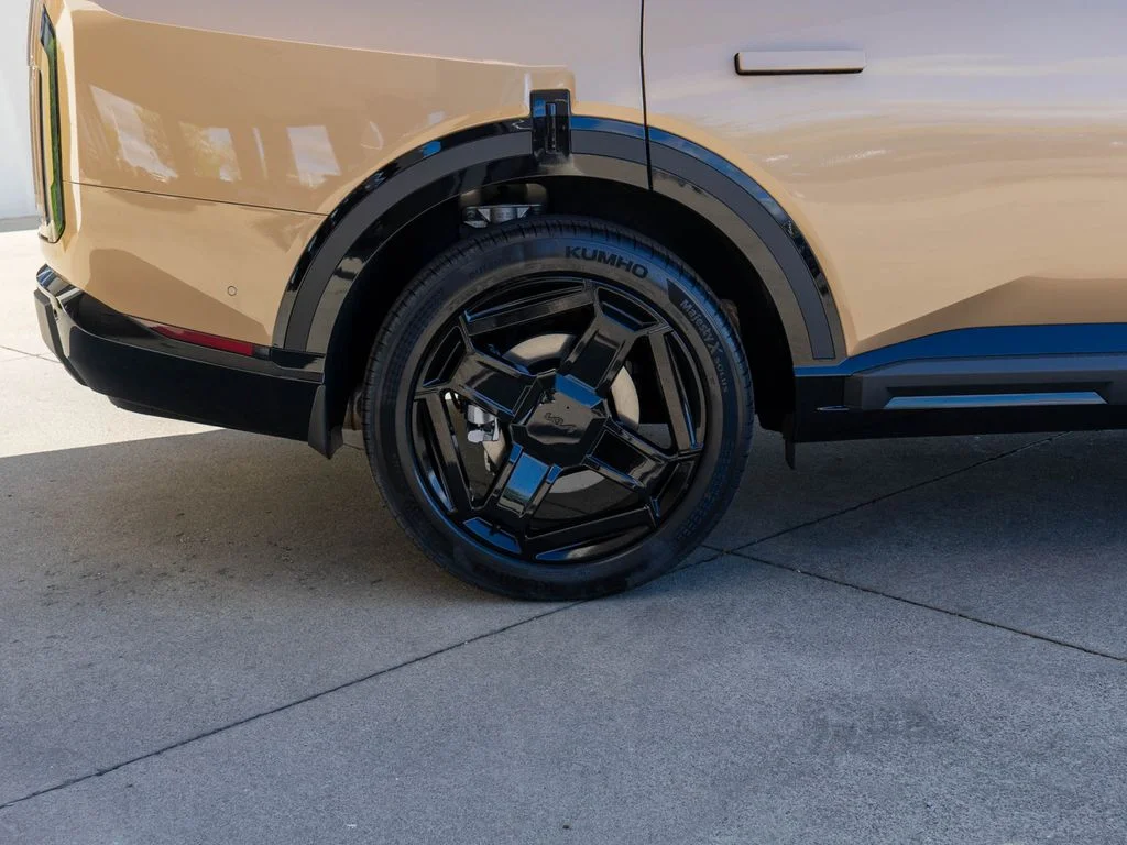New 2027 Terrain Brown Kia X-Line SX Prestige image 38