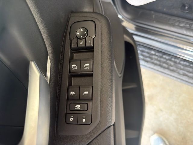 New 2026 Forged Blue Metallic Exterior Paint RAM Big Horn/Lone Star image 11