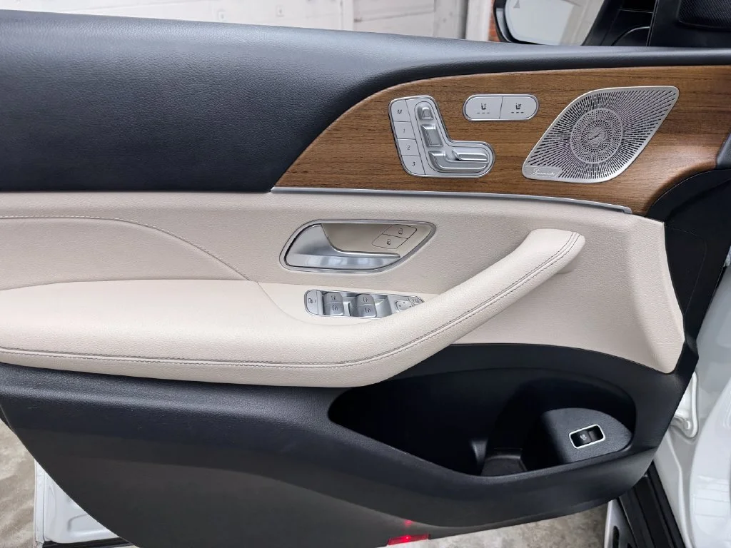 Used 2022 White Mercedes-Benz GLE 450 image 11