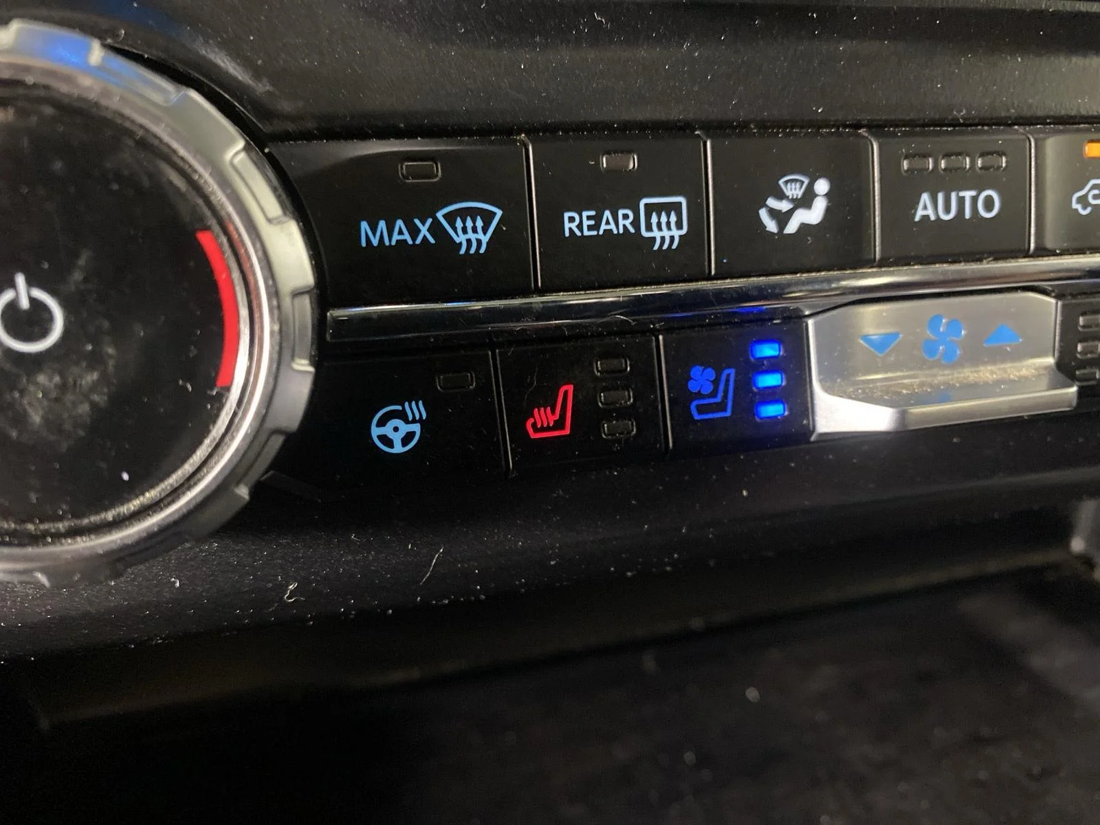 Used 2024 Agate Black Ford LARIAT image 31