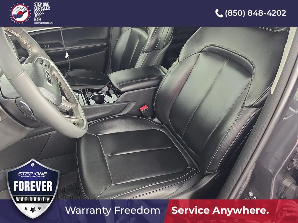 Used 2023 Gray Jeep Limited image 10