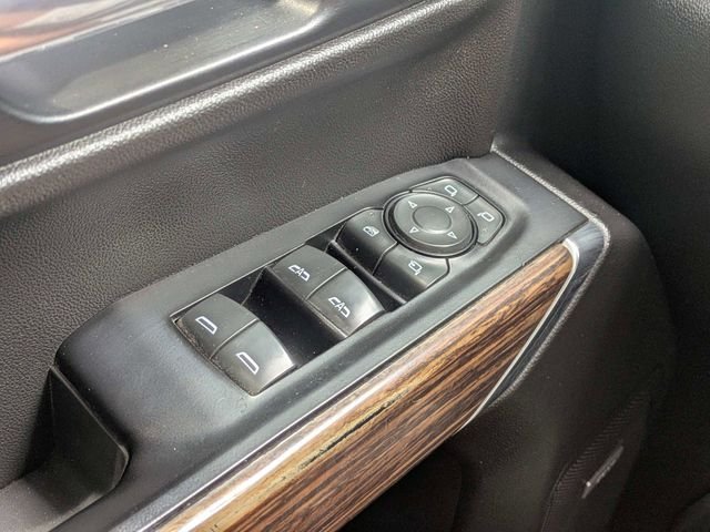 Used 2019 Black Chevrolet High Country image 23