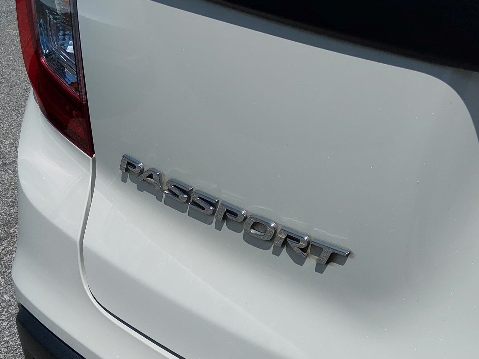 Used 2019 White Diamond Pearl Honda Touring image 20