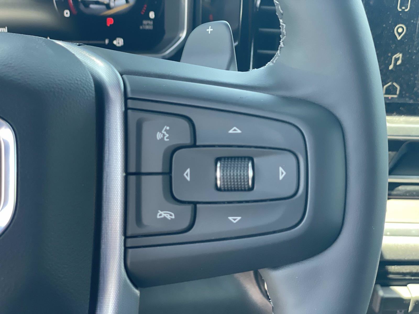 2026 GMC Sierra 1500 SLT - Photo 10