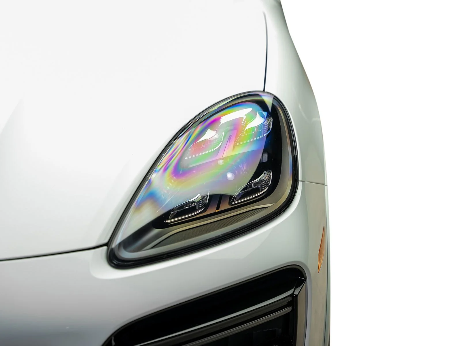 Used 2022 White Porsche Turbo S image 4