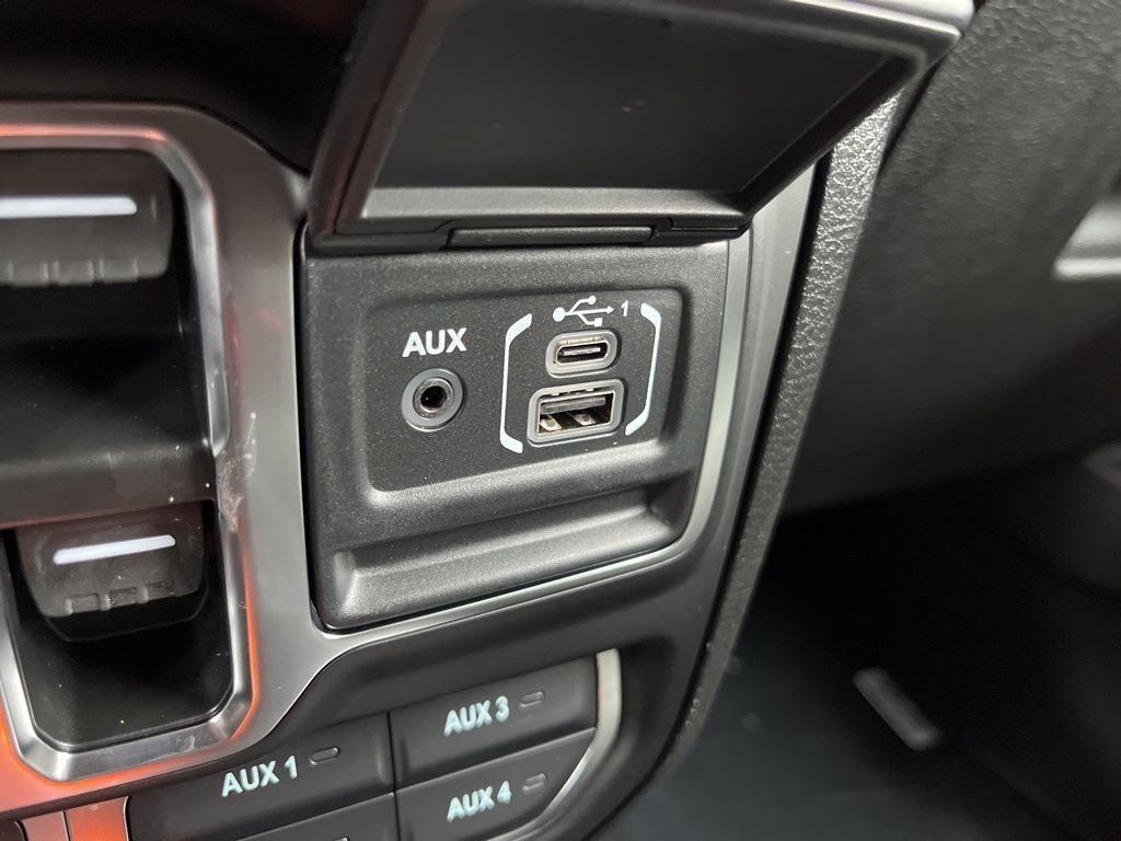 New 2026 Reign Exterior Paint Jeep Mojave X image 44