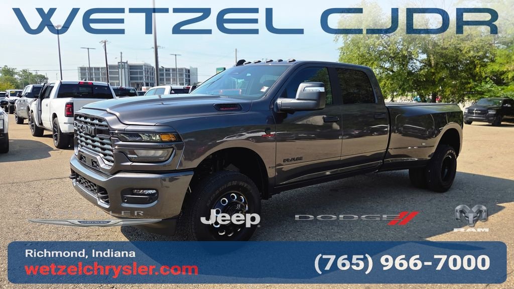 New 2026 Granite Crystal Metallic Clear-Coat Exterior Paint RAM Big Horn image 3