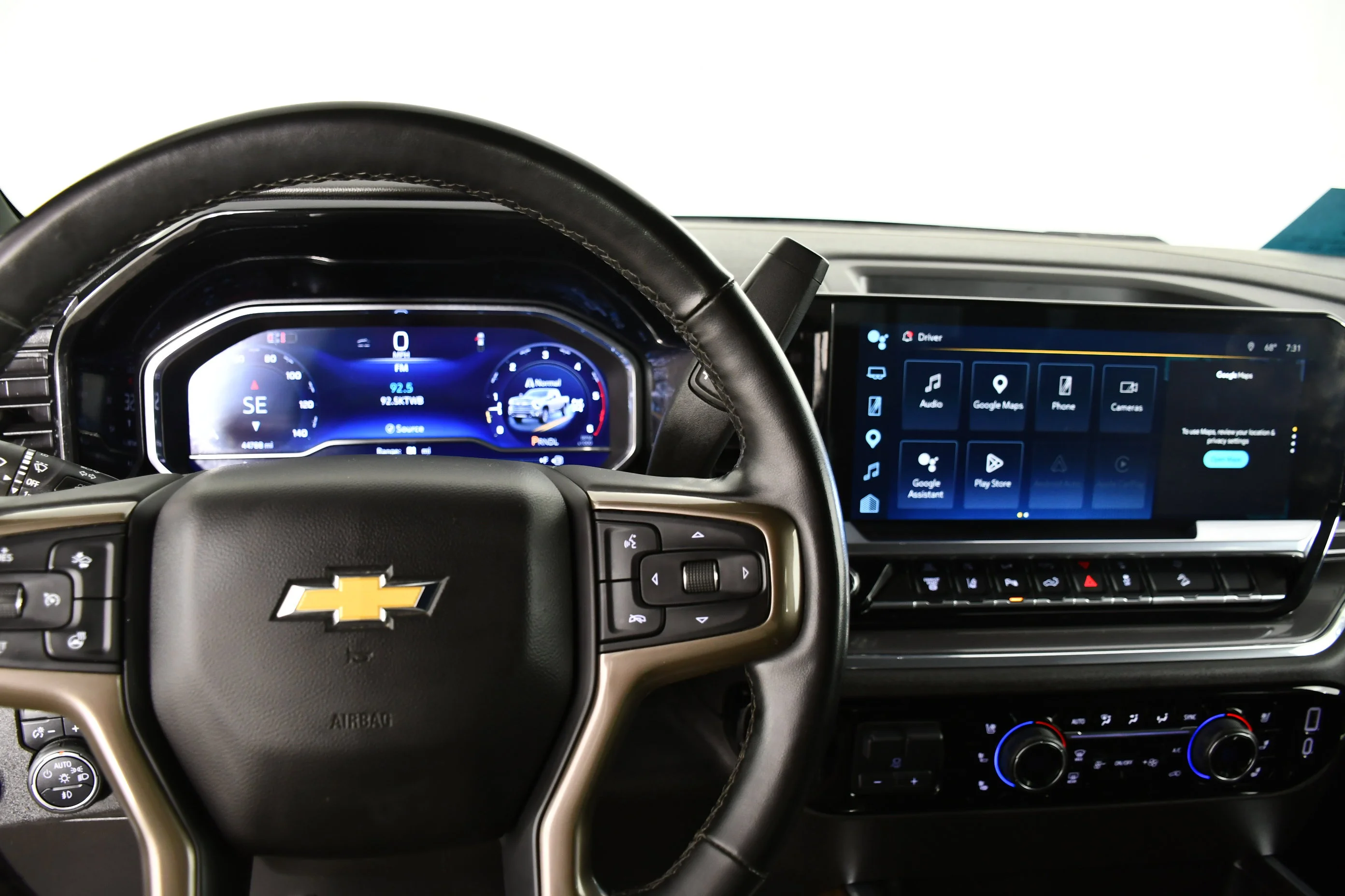 Used 2024 Black Chevrolet High Country image 19