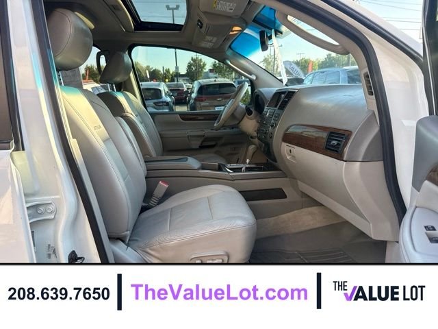 Used 2010 White Nissan Platinum image 13